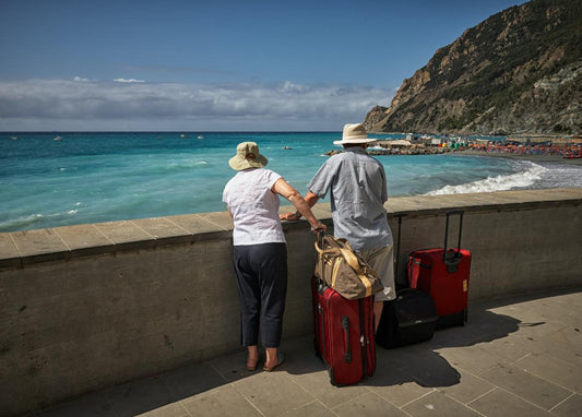 How to Choose Your Next Travel Luggage VacationGrabs