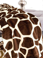 Giraffe Super Soft Cozy Bed Throw Flannel Blanket - VacationGrabs