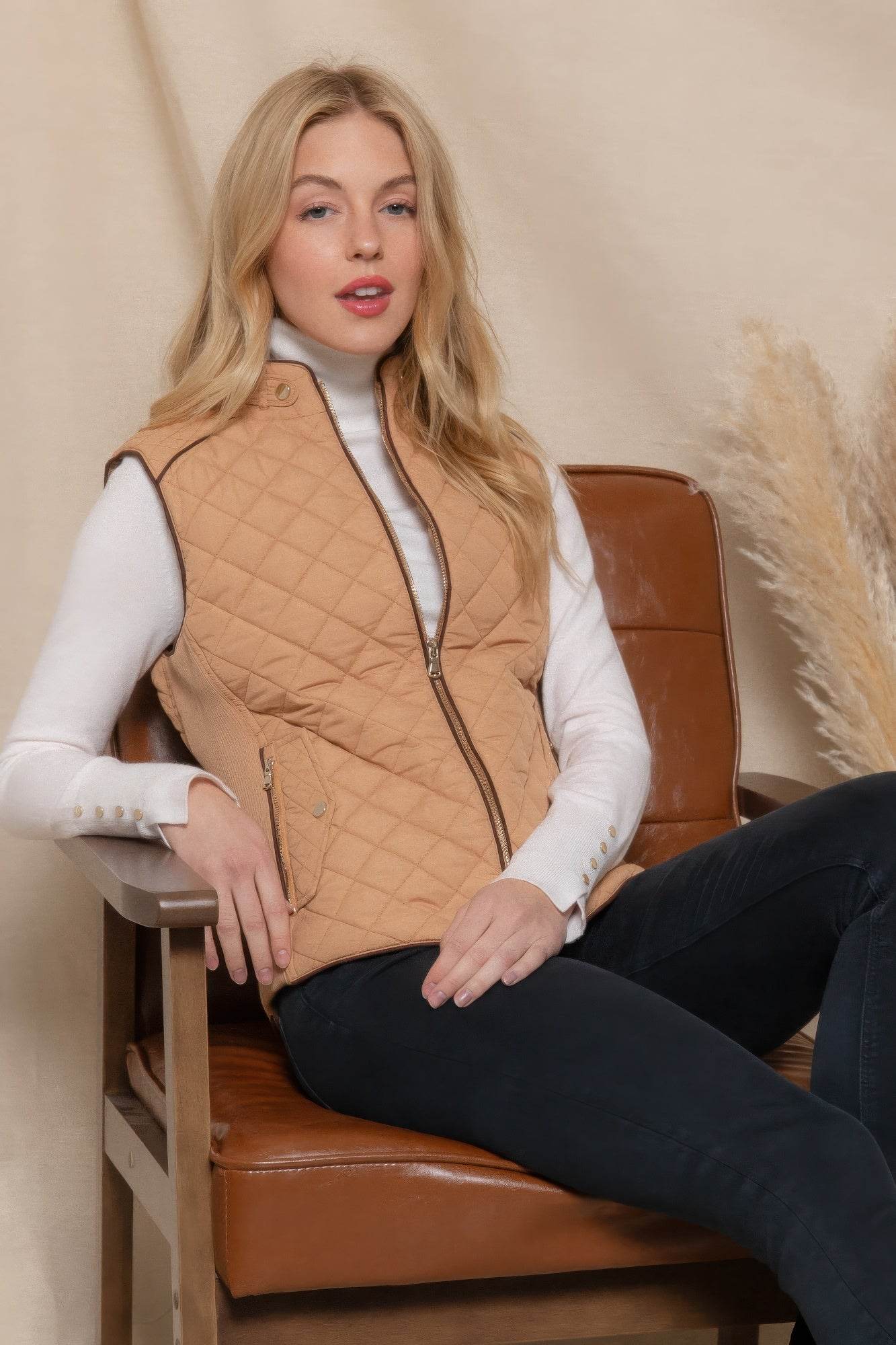 Suede Piping Quilted Padding Vest - VacationGrabs