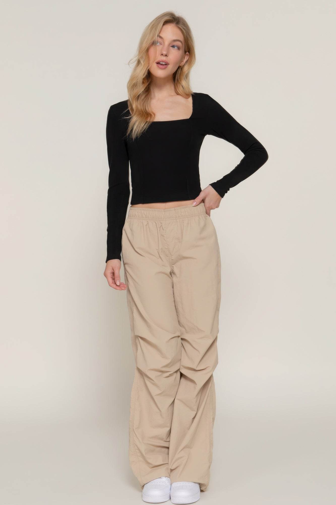 Long slv sweetheart neck seam detail knit top - VacationGrabs