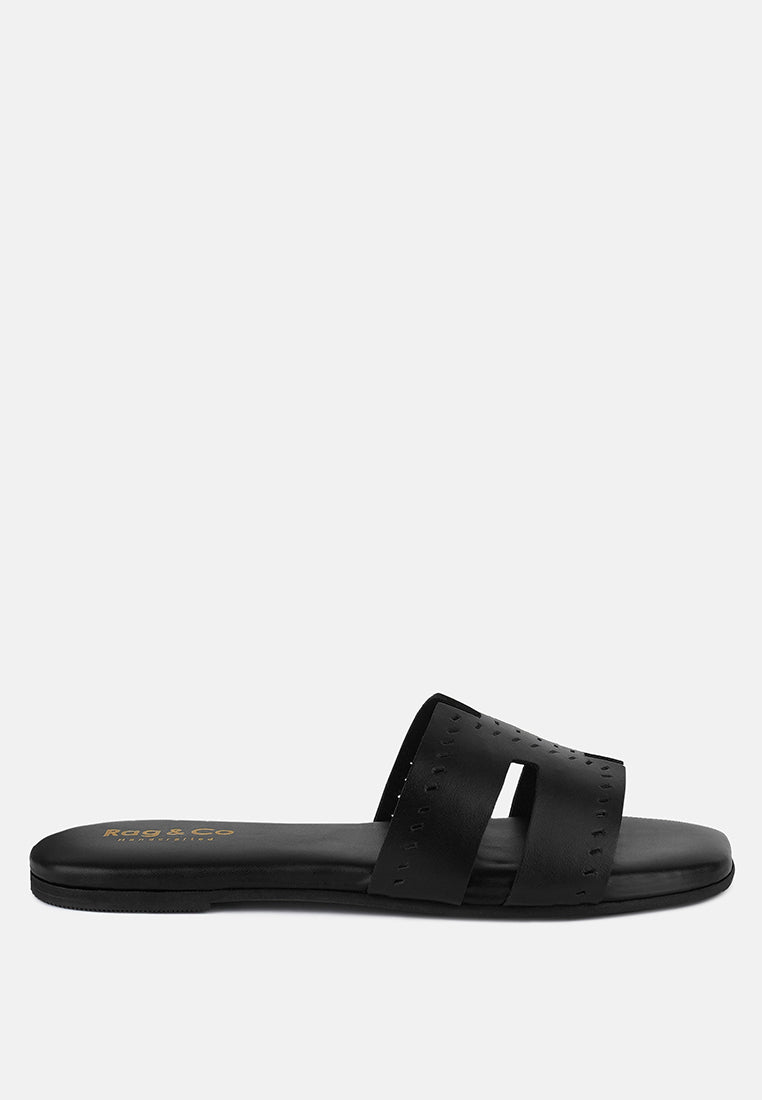 Black sandal with 'Rog & Co' branding on a white background