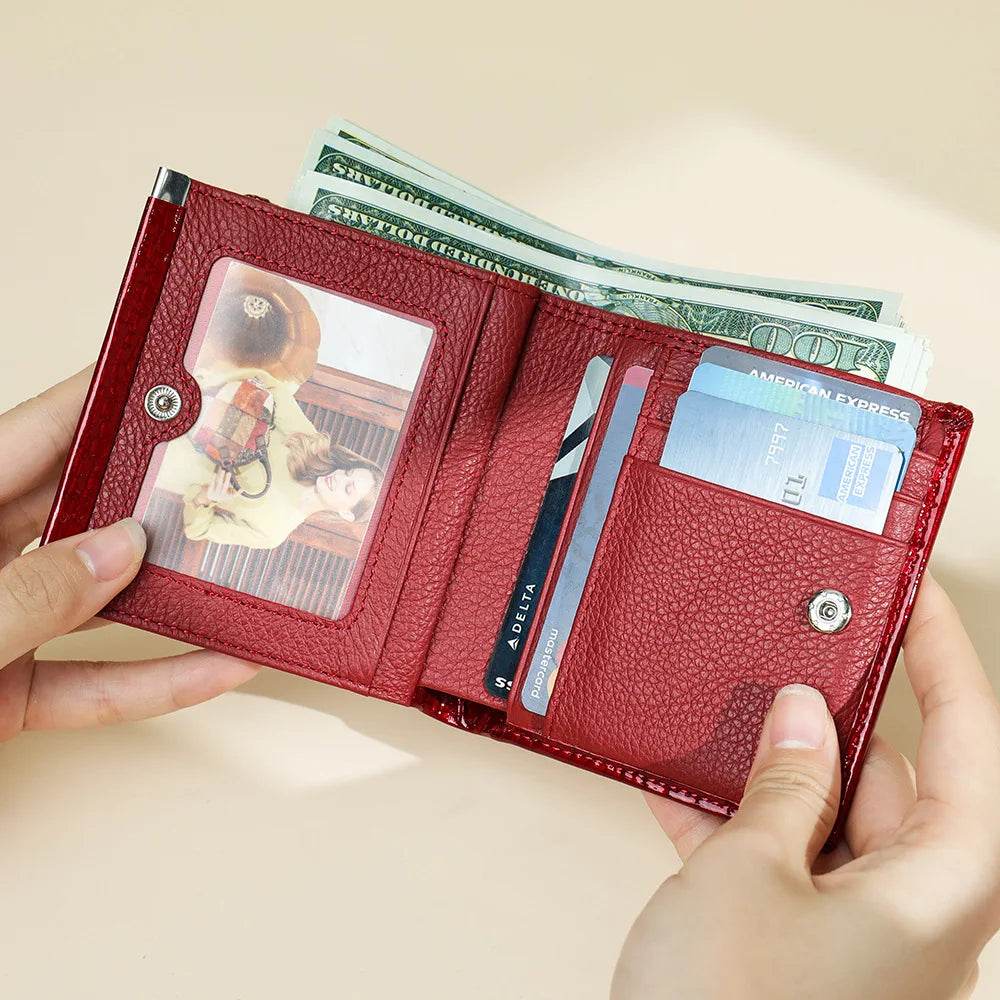 Retro Fashion Alligator Pattern Cowhide Leather Women’s Short Clutch Purse - VacationGrabs