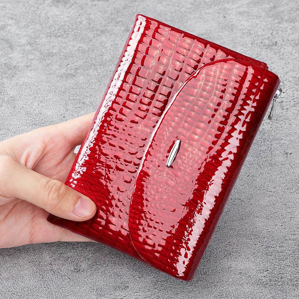 Retro Fashion Alligator Pattern Cowhide Leather Women’s Short Clutch Purse - VacationGrabs