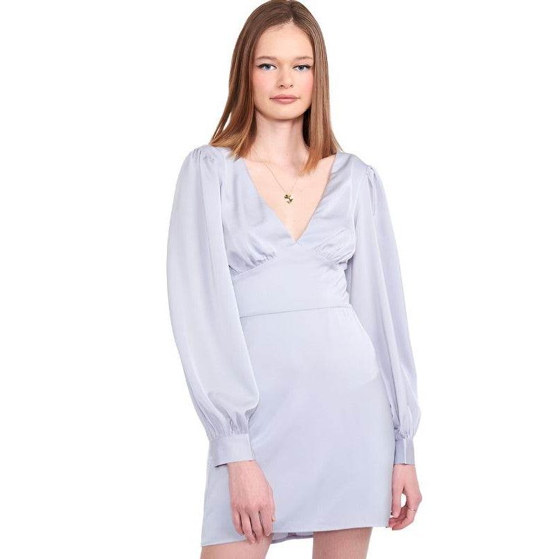 Light purple back strap tulip mini dress with puff sleeves and V-neck neckline for trendy women's fashion