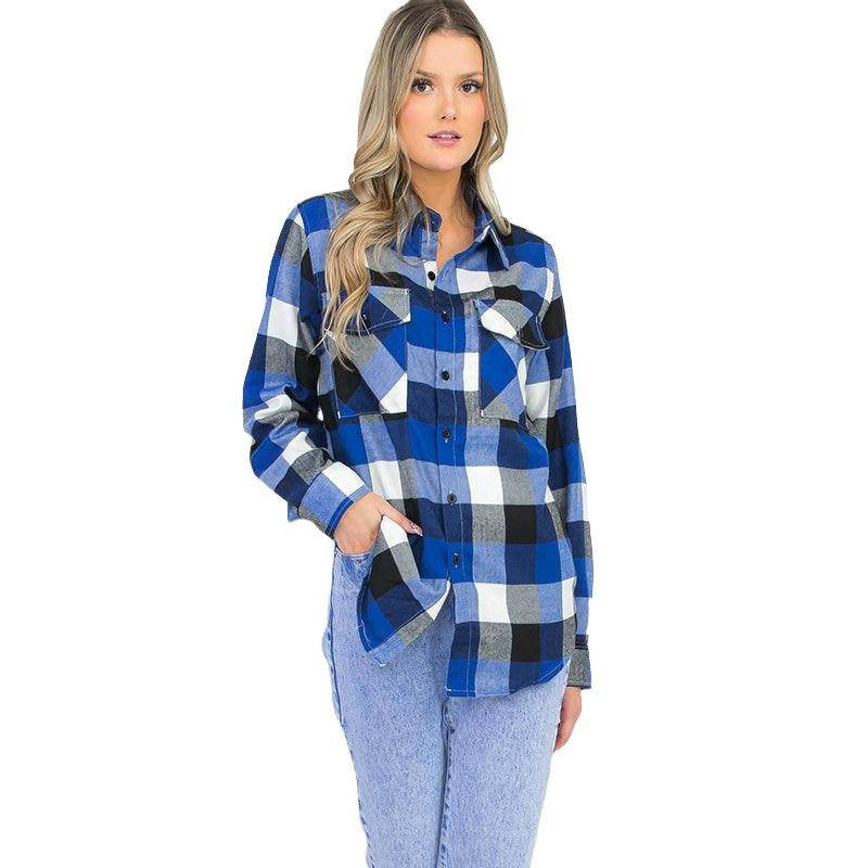 Big plaid shirt for women in blue and black featuring a relaxed fit and front pocket