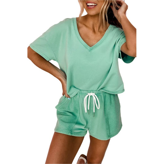 YNIQUE casual drawstring shorts set in mint green with V-neck top and side pockets