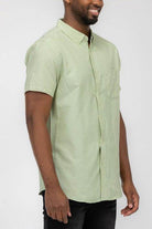 WEIV Casual Pastel Shirts for Men in Light Green with Short Sleeves and Pocket Detail