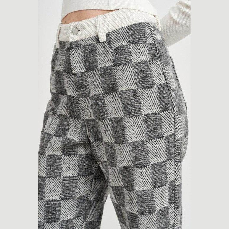 Emory Park women's casual plaid trousers in grey and white check pattern with side pockets
