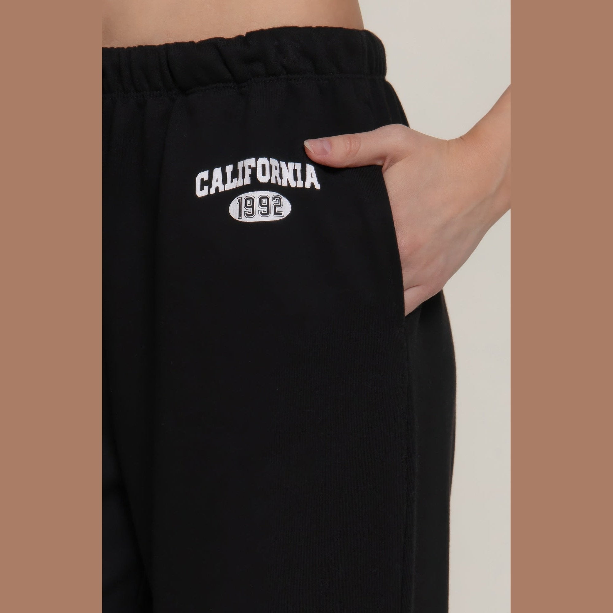 Black women's casual vacation lounge pants with California 1992 print and elastic waistband