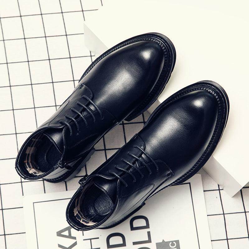 Stylish black comfortable mens dress shoes with sleek design and lace-up closure