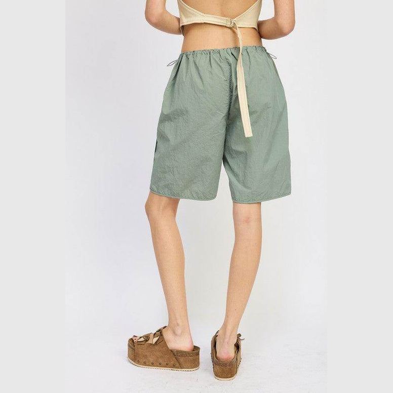 Contrasted Bermuda Shorts - VacationGrabs
