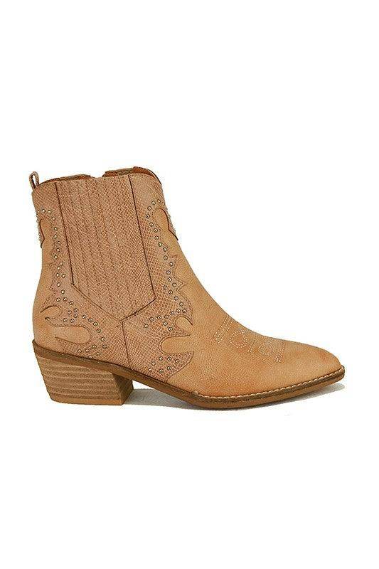 Stylish cowgirl boots for women in tan with decorative stitching and a stacked heel