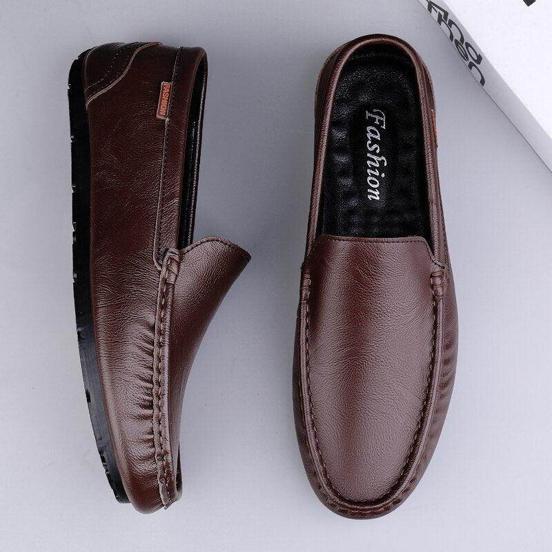 Breathable mens moccasins in brown leather style for comfortable casual wear