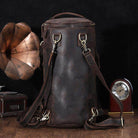 Large travel bag for men in brown leather with adjustable straps and sturdy design