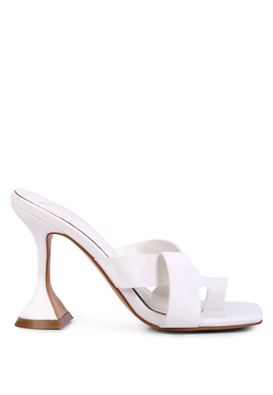 Rag Company women's intertwined toe ring heeled sandals in white