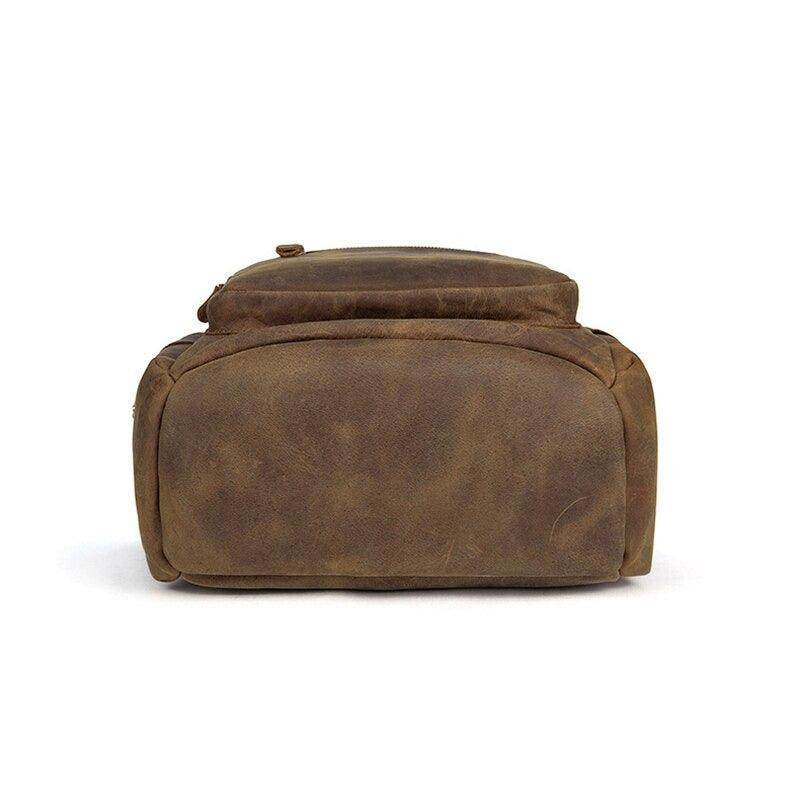 Mens vintage leather backpack with a durable and stylish design for everyday use