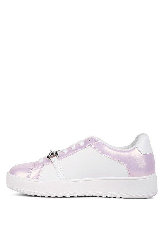 Women's metallic sneakers for women in pink and white, stylish and comfortable