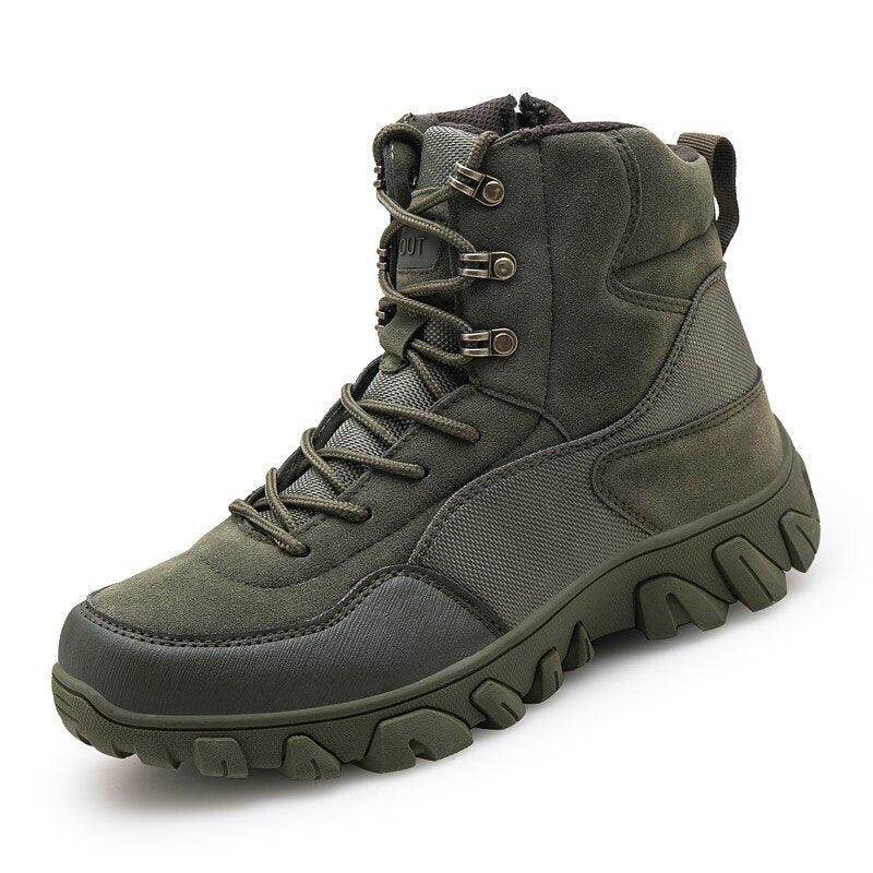 Men's outdoor tactical boots in green, ideal for rugged terrain and outdoor activities