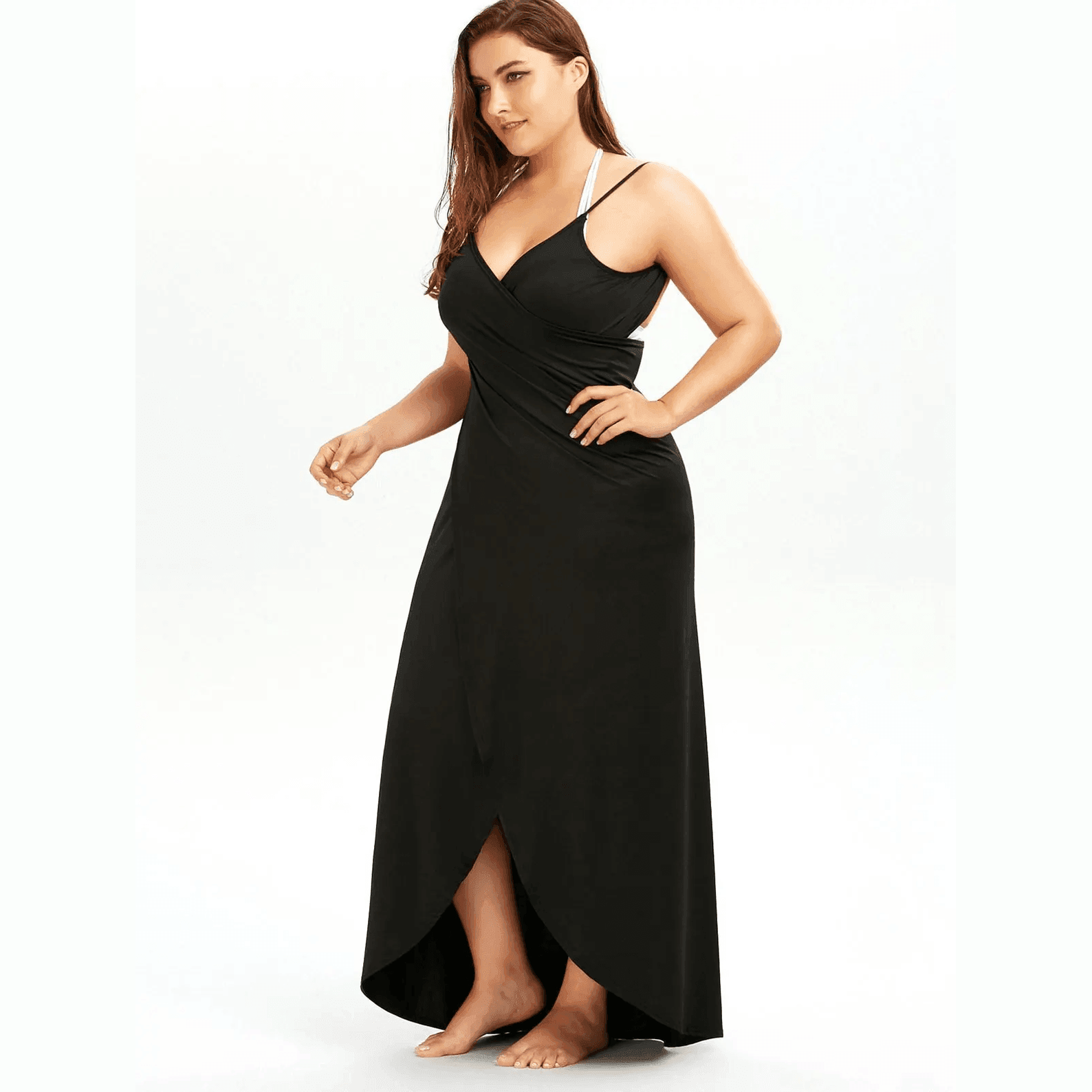 Plus size beach sarong in black, perfect for stylish summer outings and beach cover-ups.