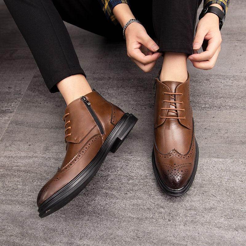 Quality leather oxford shoes in brown with elegant brogue details and a sleek design for men