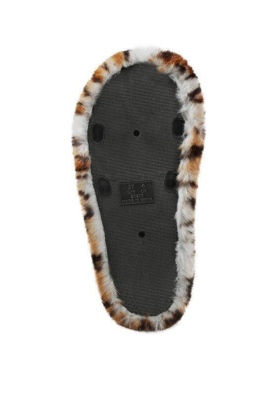 Snuggle-In Indoor Fur Flats - VacationGrabs