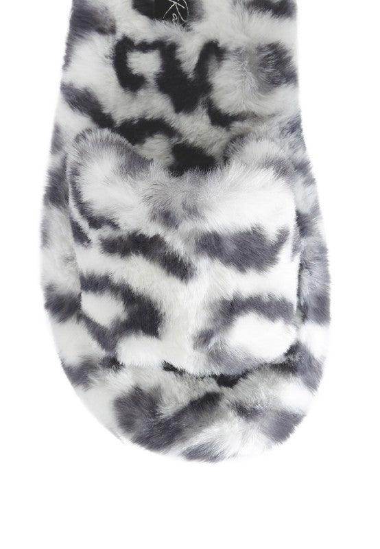 Snuggle-In Indoor Fur Flats - VacationGrabs
