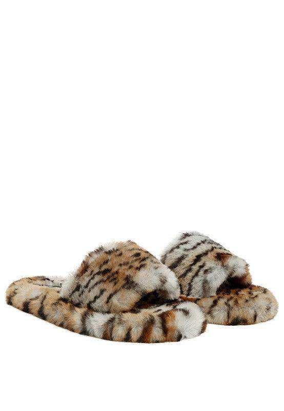 Snuggle-In Indoor Fur Flats - VacationGrabs
