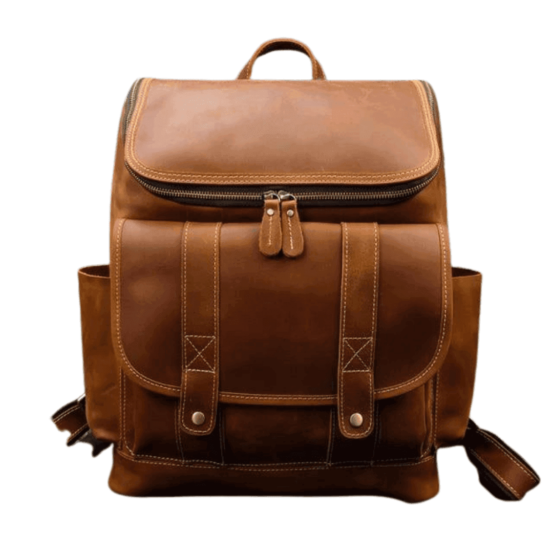 Stylish duffel bag for vacation in brown leather with spacious compartments and adjustable straps