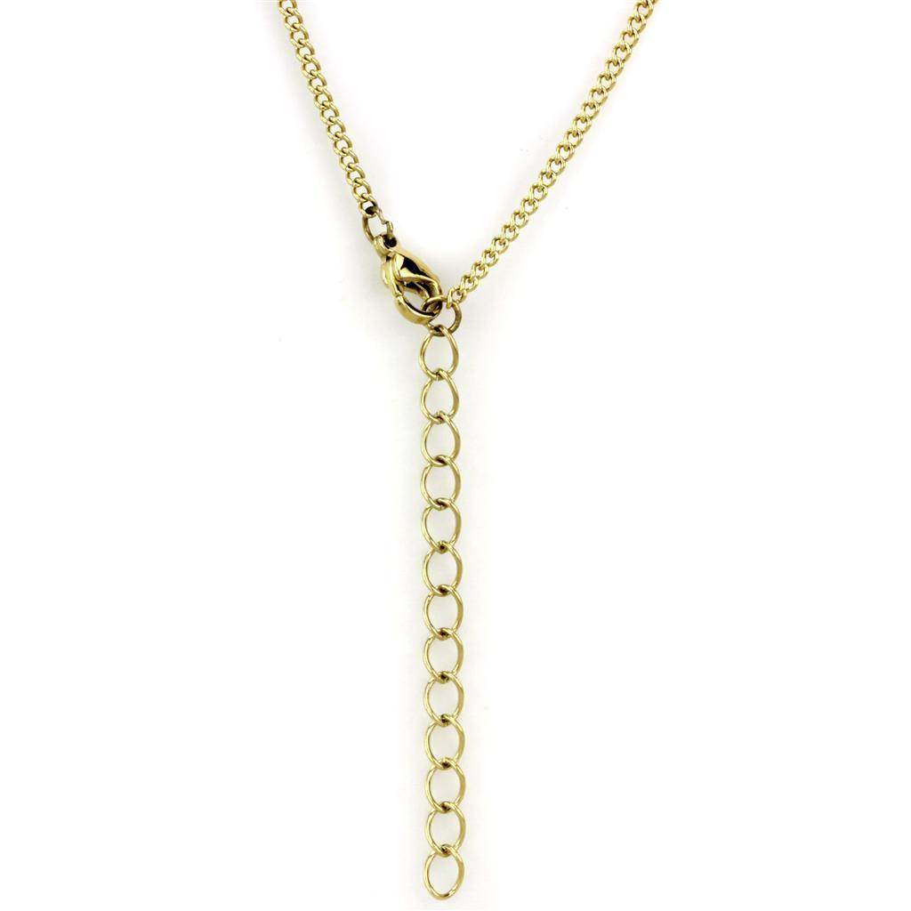 Stylish gold necklace for travel with adjustable chain and secure clasp for versatile styling