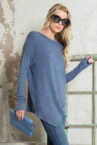 Andante USA stylish long sleeve shirt for travel in soft blue with a relaxed fit and elegant drape