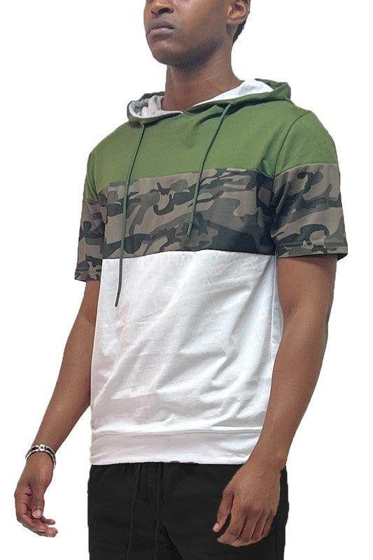 Men's stylish red camo top with short sleeves and a trendy hood for casual wear