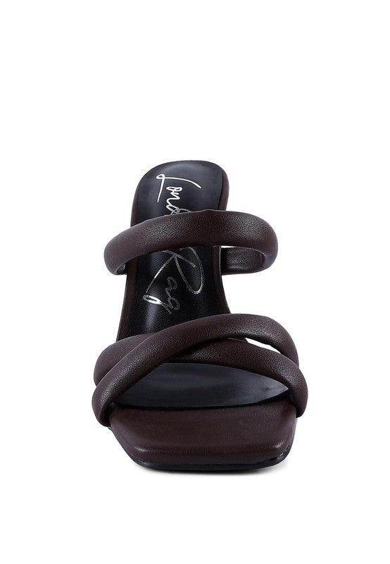 Rag Company stylish vacation sandals in brown with trendy crisscross straps for a chic look