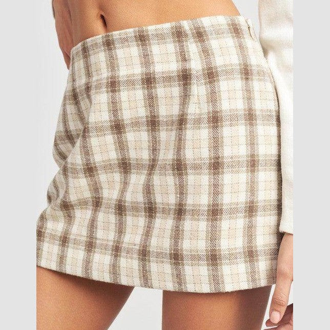 Emory Park trendy mini skirt vacation in beige and brown plaid design with a fitted silhouette