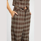 Emory Park trendy vacation trousers in brown plaid pattern with side pockets for stylish comfort