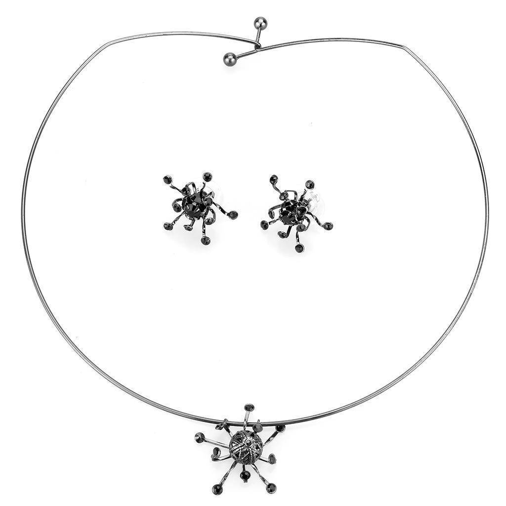 Unique vacation jewelry for women featuring a stylish choker and matching earrings in a modern design