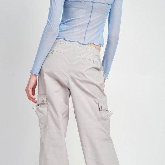 Emory Park women's vacation style cargo pants in light grey with a relaxed fit and side pockets