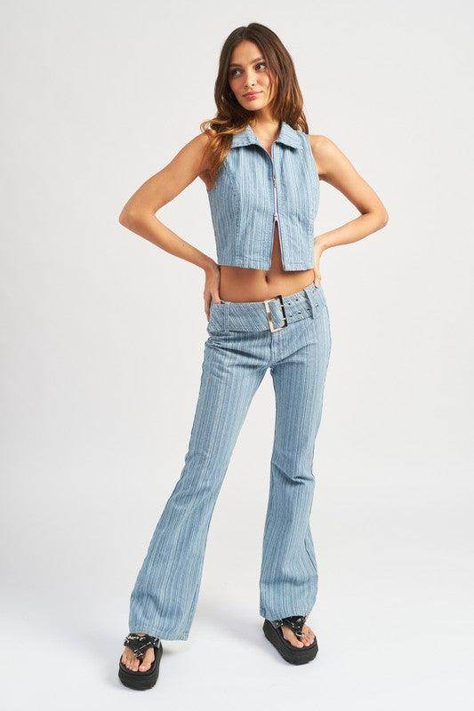 Emory Park women's vacation style flared jeans in light blue with a trendy fit and versatile design