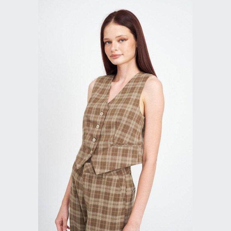 Emory Park women's vacation style vest in brown plaid design with a fitted silhouette