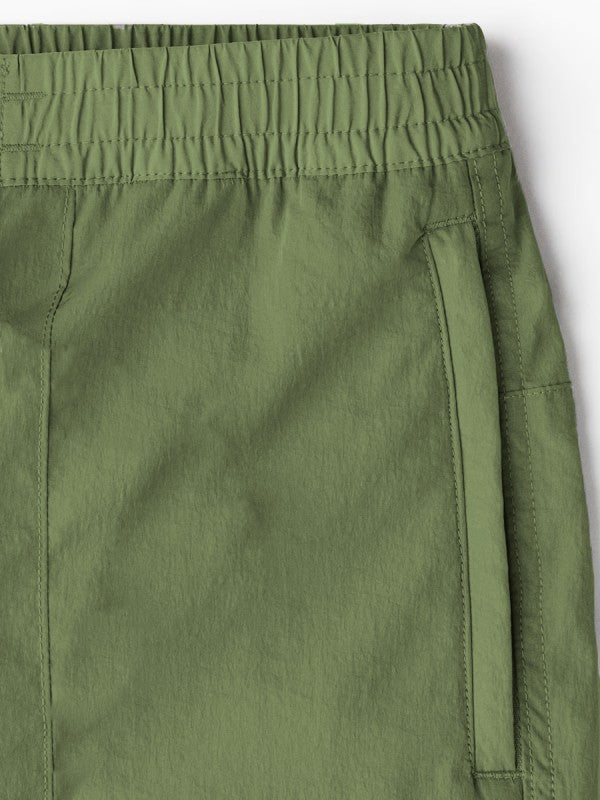 WEIV green nylon cargo pants for men, perfect for outdoor activities