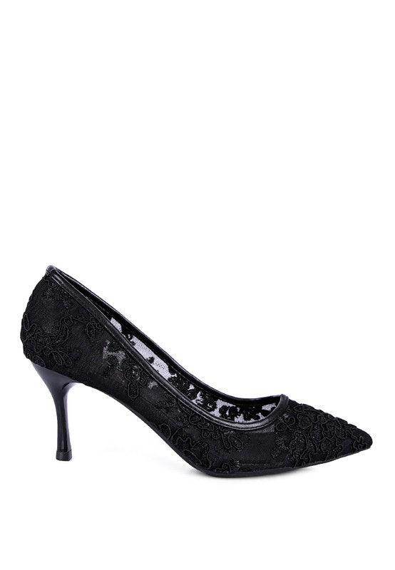 Elegant black reunion high heel shoes with lace detail and a pointed toe design