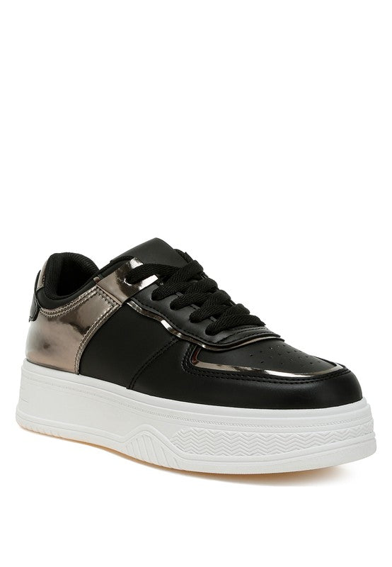 Rag Company black sneakers, stylish walking shoes for sightseeing tours