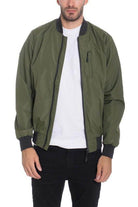 WEIV Men's Olive Green Windbreaker for Travel with Zip Pockets and Ribbed Cuffs