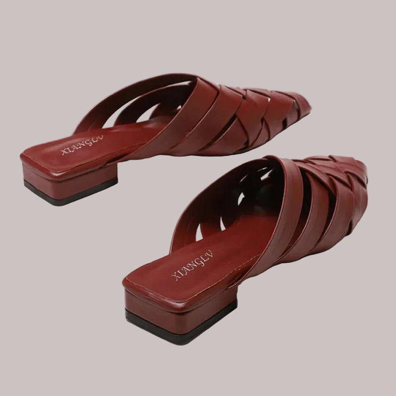 Brown casual men shoes with woven design for everyday wear