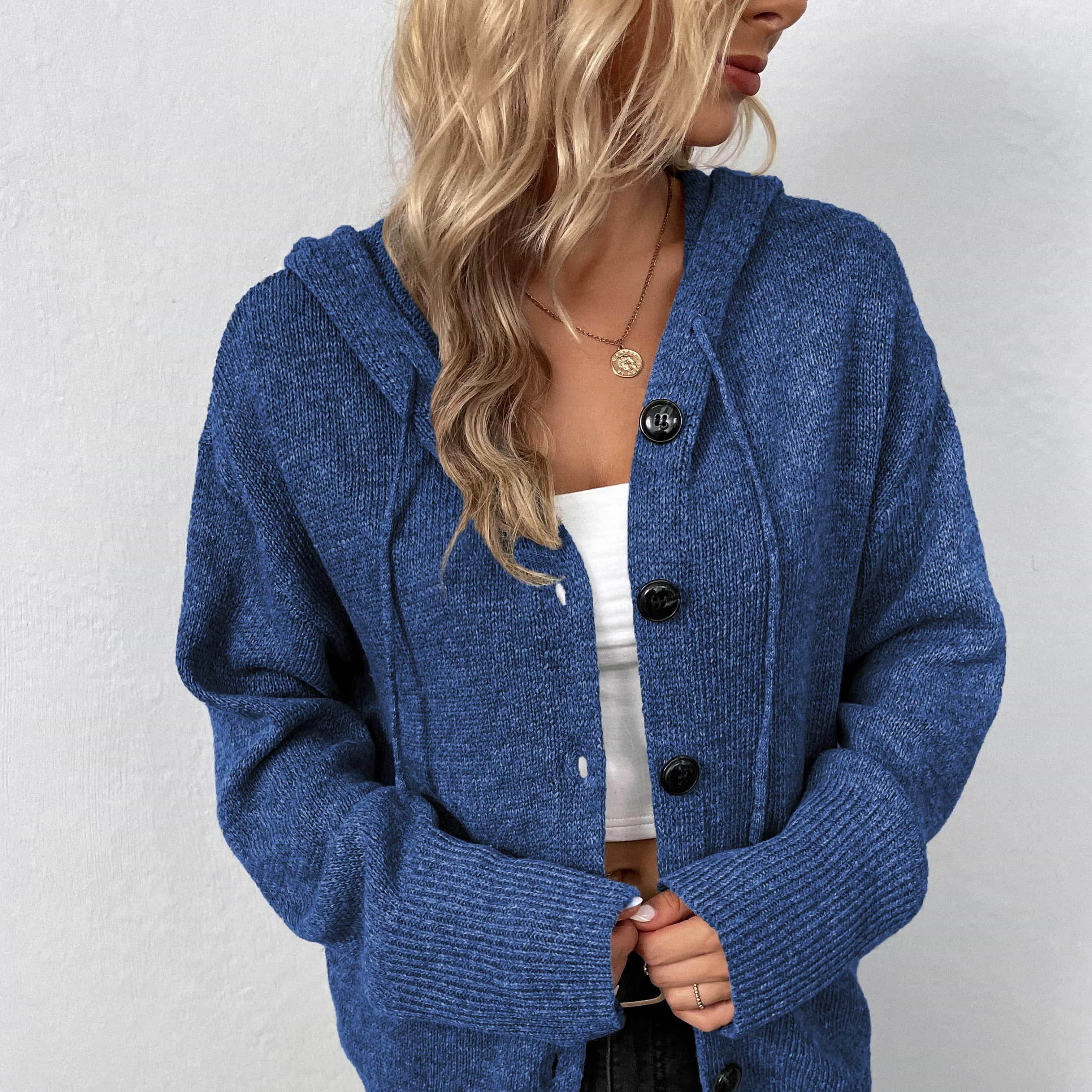 Casual hooded cardigan in blue with buttons and a comfortable fit for stylish layering