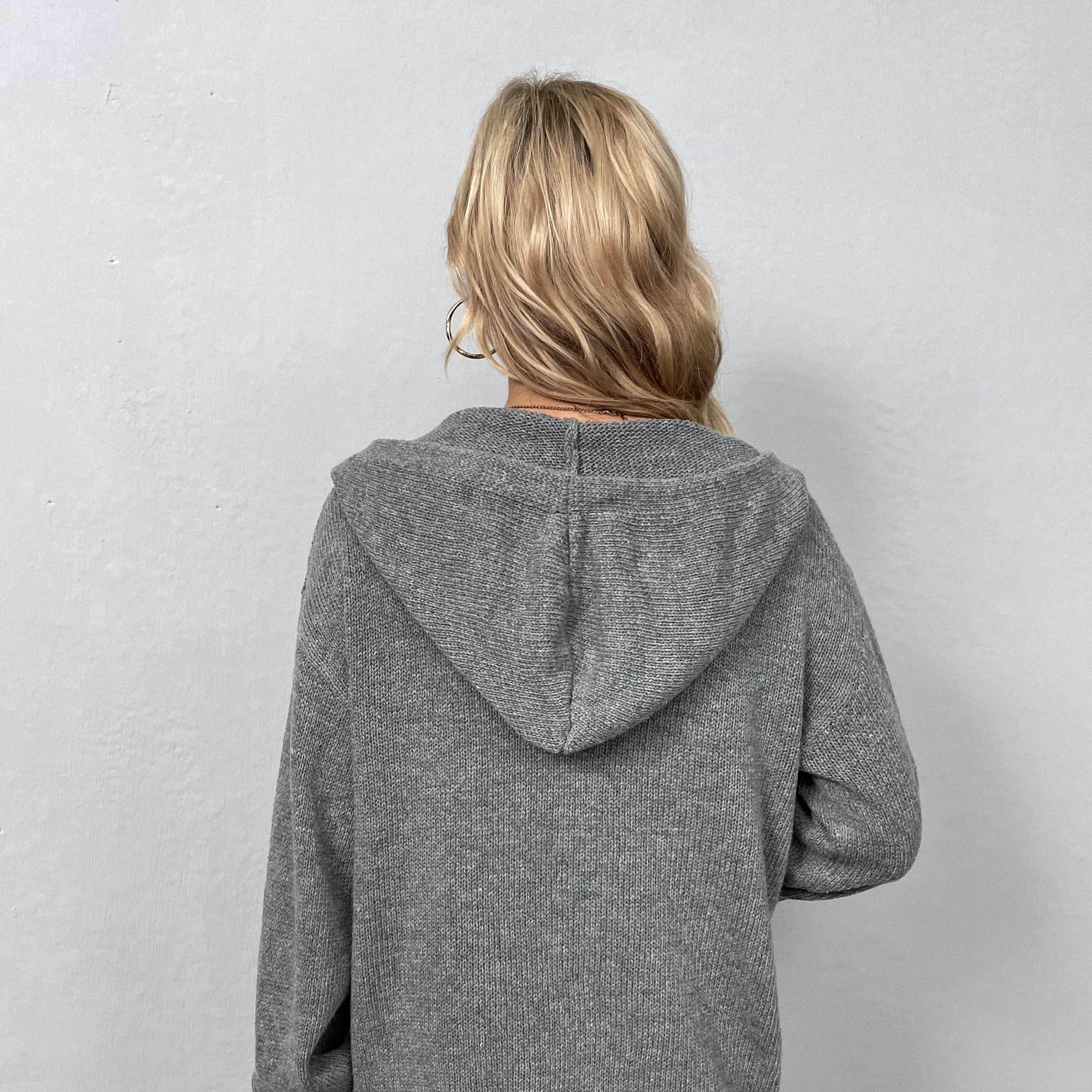 Trendsi Women's Casual Hooded Cardigan in Grey with Relaxed Fit for Comfortable Outfits