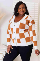 Trendsi women's checkered pattern sweater cardigan in orange and white with buttons and a v-neck design