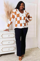 Trendsi women's checkered pattern sweater in brown and white with buttons and a relaxed fit