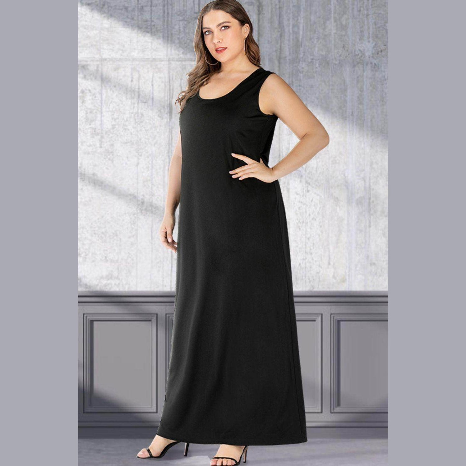 Trendsi Plus Size Maxi Tank Dress in Black with a Comfortable and Chic Fit for Any Occasion