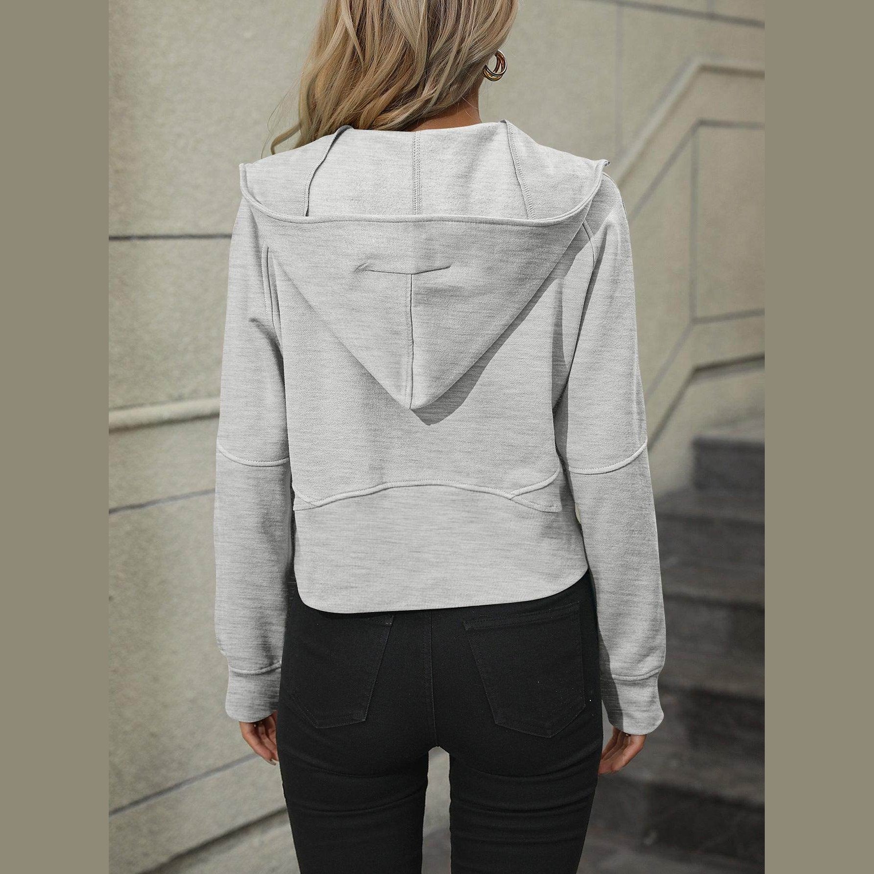 Trendsi Women's Gray Raglan Sleeve Hoodie with a Cropped Design and Stylish Back Detail