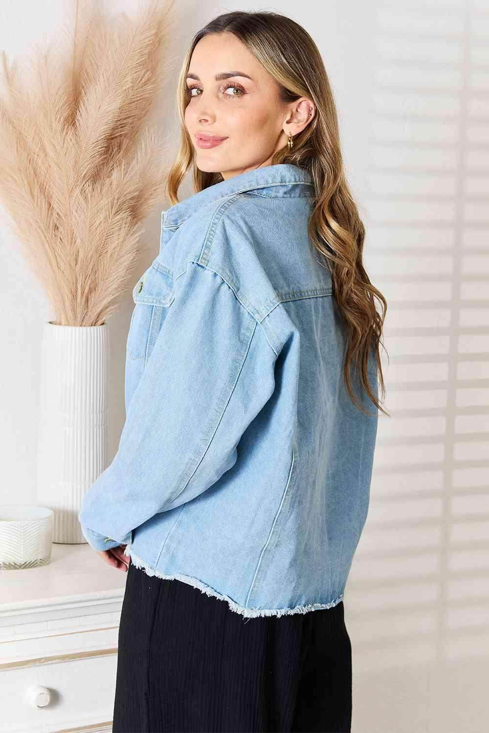 Trendsi Women's raw hem denim jacket in light wash with a relaxed fit and stylish design